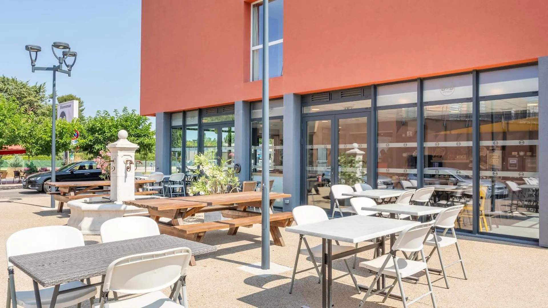 B&B HOTEL Aix en Provence Venelles France