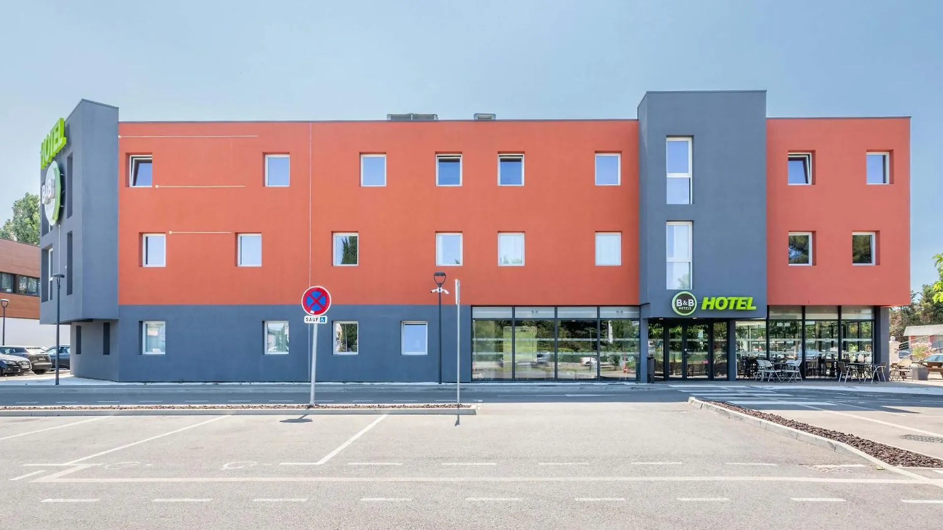 B&B HOTEL Aix en Provence Venelles