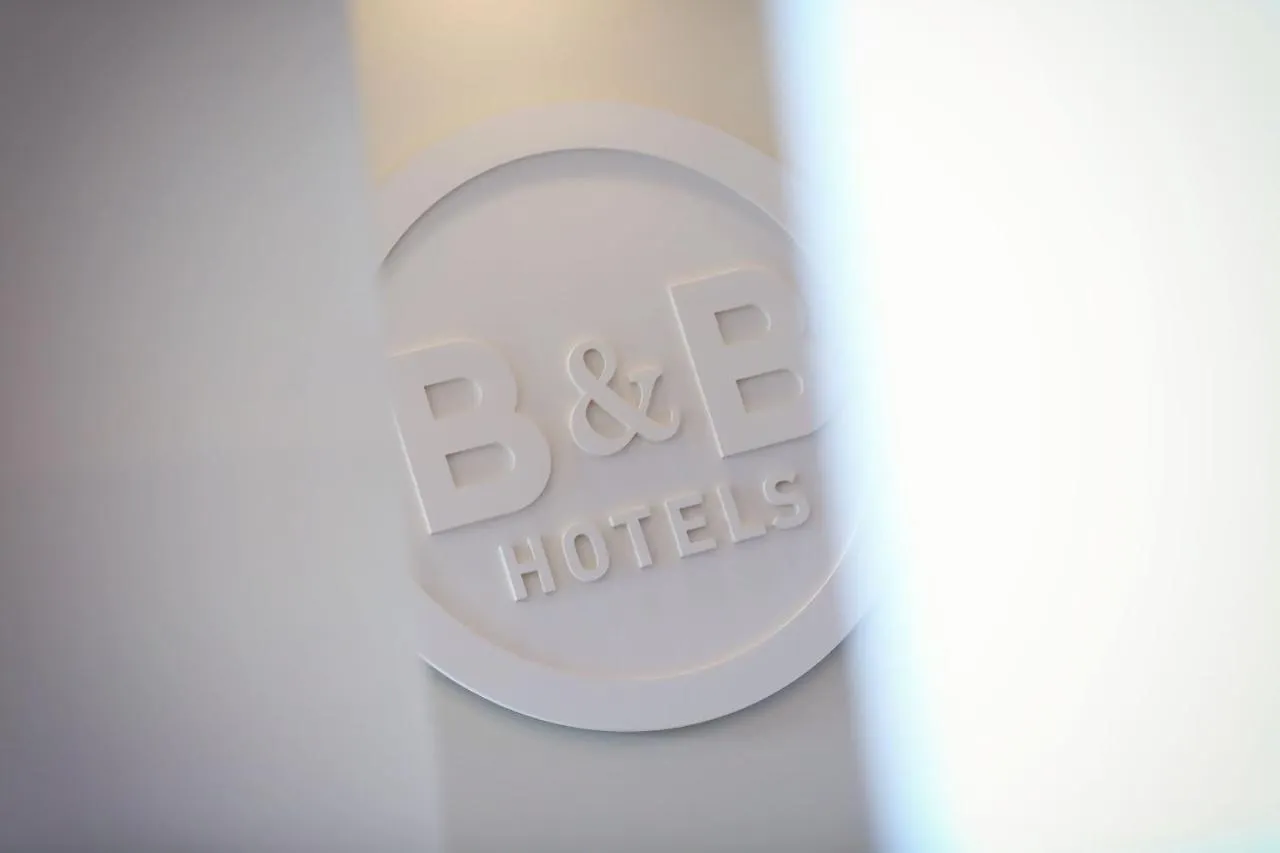 **  B&B HOTEL Aix en Provence Venelles France
