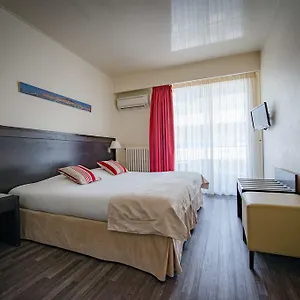 3* Hotel Comté De
