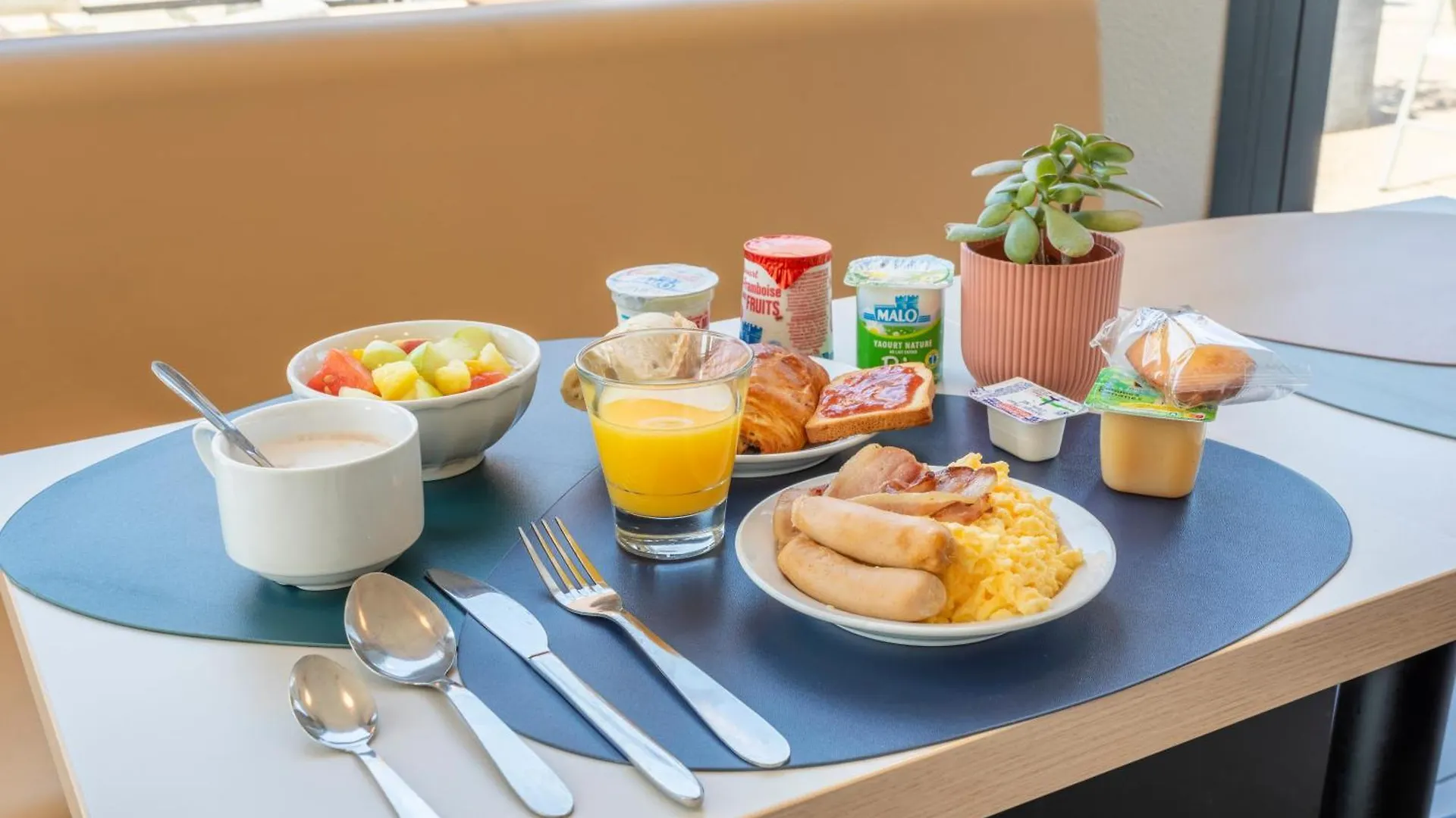 B&B Hotel Aix En Provence Venelles 2*,